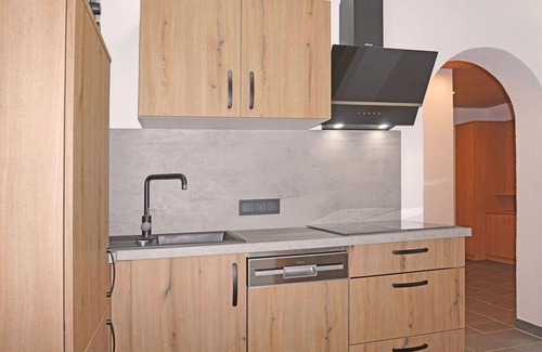 Flirsch Apartment | Beautiful apartment for 6 guests with WIFI, TV, patio and parking