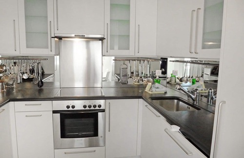 Samedan Apartment | Beautiful apartment for 4 guests with WIFI, TV, balcony, pets allowed and parking