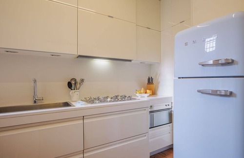 Fiumaretta Apartment | Beautiful apartment for 4 people with WIFI, TV, terrace and parking