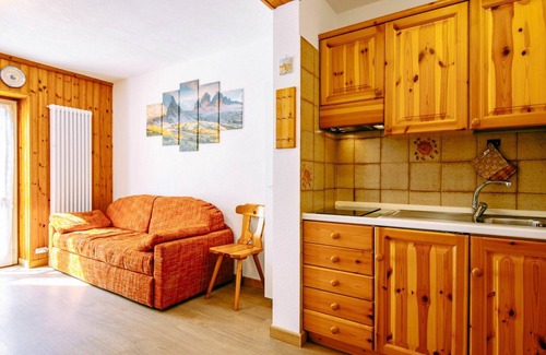 Alba Apartment | Beautiful apartment for 3 people with WIFI, TV and balcony