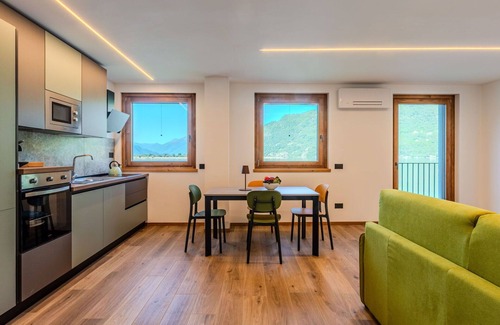 Verceia Apartment | Beautiful apartment for 6 people with A/C, WIFI, TV, balcony and parking