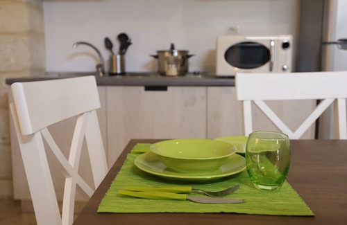 Vernole Apartment | Beautiful apartment for 2 people with A/C, WIFI, TV and pets allowed
