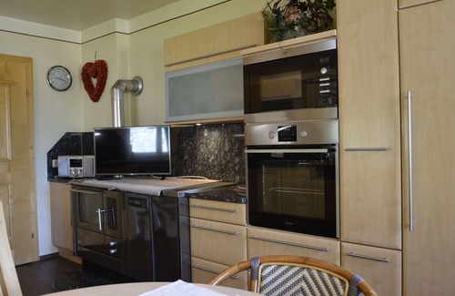Kappl Apartment | Beautiful apartment for 8 guests with WIFI, TV and balcony