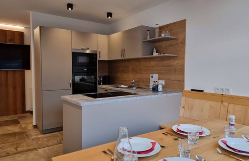 Landeck Apartment | Beautiful apartment for 4 guests with WIFI, TV, terrace and parking
