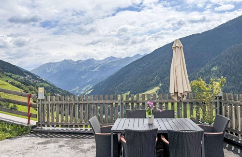 Kappl Apartment | Beautiful apartment for 7 people with WIFI, TV, terrace and pets allowed