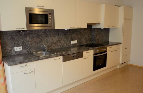 Kappl Apartment | Beautiful apartment for 13 people with WIFI, TV, terrace and parking