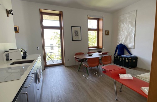 Leopoldstadt Apartment | Beautiful apartment for 4 people with WIFI and balcony