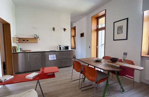 Leopoldstadt Apartment | Beautiful apartment for 4 people with WIFI and balcony