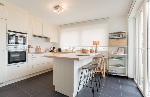 Duinbergen Apartment | Beautiful apartment for 6 guests with WIFI, TV and balcony