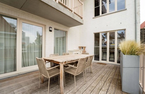 Duinbergen Apartment | Beautiful apartment for 6 guests with WIFI, TV and balcony