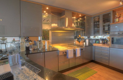 Ayent Apartment | Beautiful apartment for 8 guests with hot tub, TV, balcony and parking