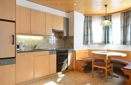Saas-Fee Apartment | Beautiful apartment for 5 people with WIFI, TV and balcony