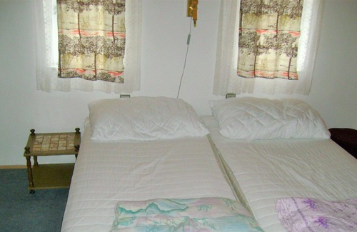 Pocedelice Apartment | Beautiful apartment for 6 guests with WIFI, TV, terrace, pets allowed, panoramic view and parking