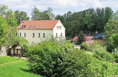 Waltersdorf Apartment | Beautiful apartment for 6 people with WIFI, TV and parking