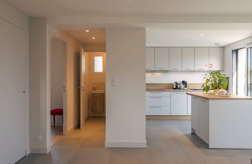 Nevez Apartment | Beautiful apartment for 4 guests with WIFI, TV, balcony and parking