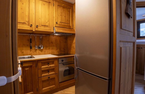 Bormio Apartment | Beautiful apartment for 4 guests with hot tub, WIFI, TV and pets allowed