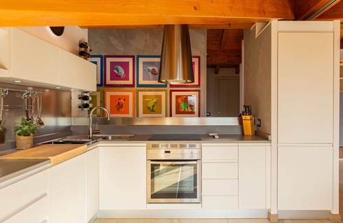 Musso Apartment | Beautiful apartment for 5 people with WIFI, A/C, TV and balcony