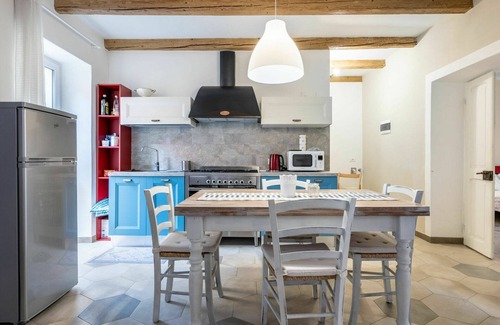 Omegna Apartment | Beautiful apartment for 4 guests with WIFI, TV, terrace and pets allowed