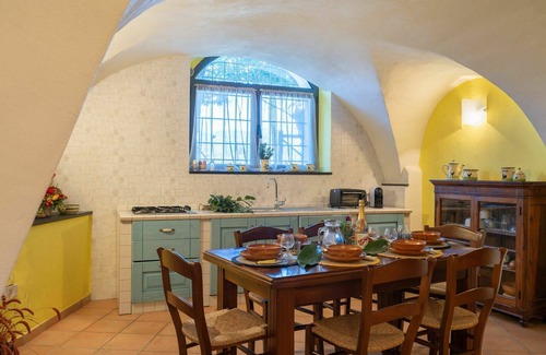 Vasia Apartment | Beautiful apartment for 4 people with WIFI, pets allowed and parking