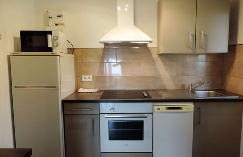 Partinello Apartment | Beautiful apartment for 2 guests with WIFI, A/C, TV, patio, pets allowed, panoramic view and par.