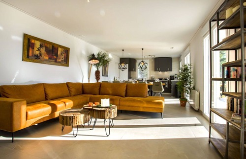 Alcalali Villa | Beautiful apartment in villa with A/C, private pool, WIFI, TV, patio, pets allowed, panoramic view