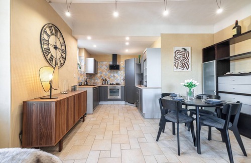Old Town Apartment | Beautiful apartment - Ideal for family stay - A/C