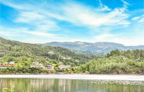Samnanger Apartment | Beautiful Apartment In Årland With Wifi