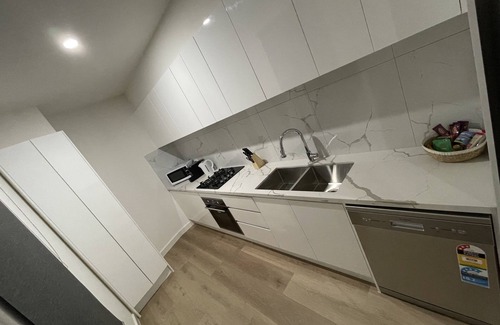 Laverton Apartment | Beautiful apartment in the heart of Laverton