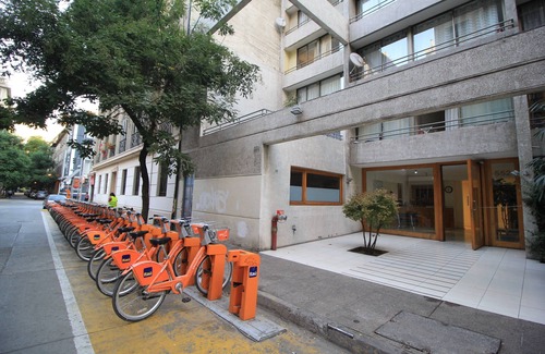Bellas Artes Apartment | Beautiful apartment in Santiago in Barrio Bellas Artes!