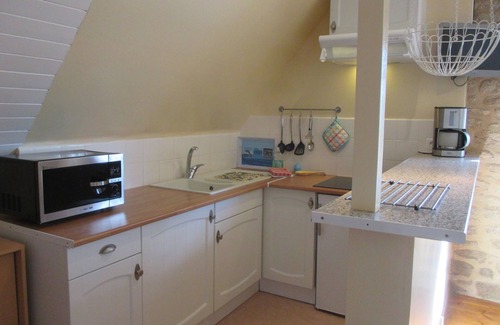 Plomeur Cottage | Beautiful apartment in a renovated farmhouse.