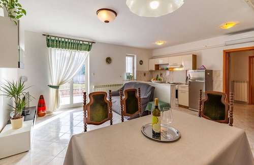 Strmac Apartment | Beautiful apartment in Labin with WiFi