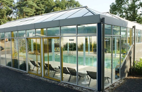 Belfeld House | Beautiful apartment in villa for 6 people with pool, WIFI, TV, terrace and parking