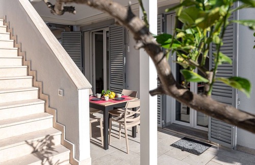 Follonica Apartment | Beautiful apartment for 6 people with WIFI, A/C, TV, terrace and pets allowed