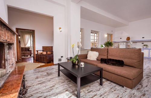 Terrasini Apartment | Beautiful apartment for 4 people with WIFI, A/C, TV and terrace