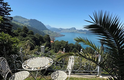 Emmetten Apartment | beautiful apartment with stunning lake view
