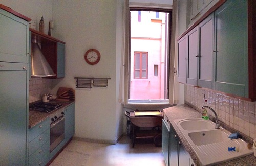 Prati Apartment | Beautiful apt, central Rome near St. Peters, Vatican, Spanish Steps, Pantheon