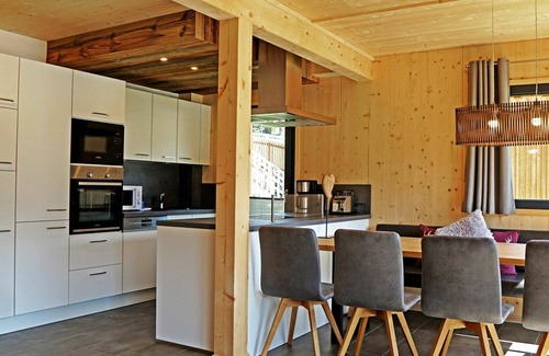 Steinach am Brenner House | Beautiful apartment in villa for 8 people with WIFI, TV, terrace, panoramic view and parking