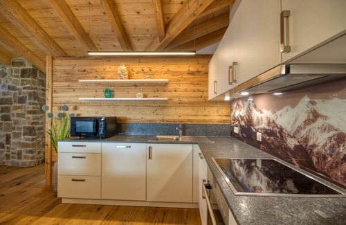 Kaprun House | Beautiful Austrian style Chalet at the ski slope