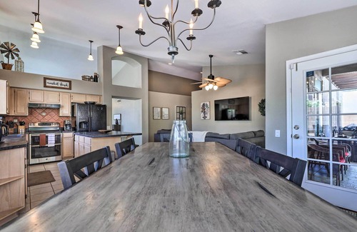 Mountain Crest House | Beautiful Backyard: Comfortable Phoenix Getaway!