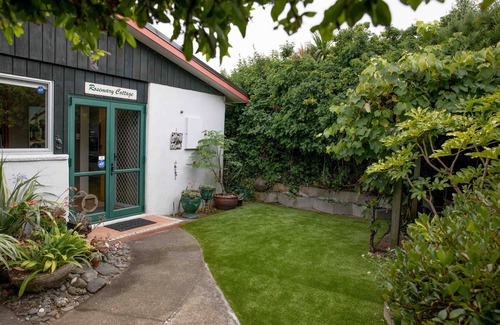 Paraparaumu Beach House | Beautiful beach location with stunning views
