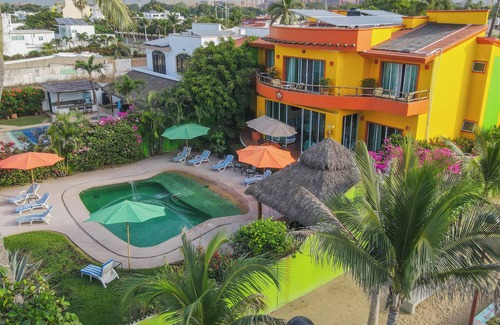 Manzanillo Villa | Beautiful Beach Villa in Manzinillo Colima with 5 king Bedrooms & Seven Bathroom