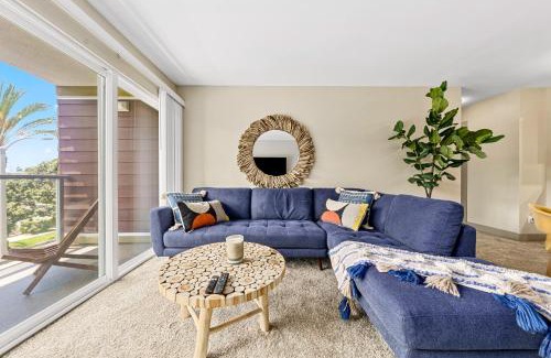 Marina del Rey Apartment | Beautiful Beachside Apartment With Marina View