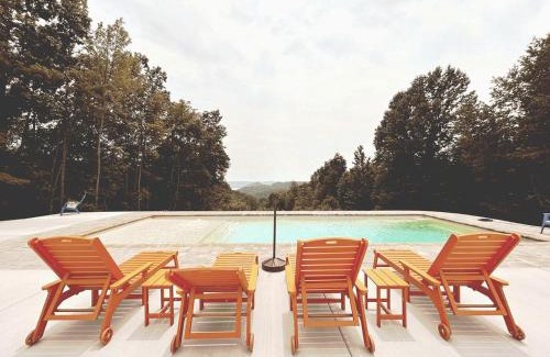 Silver Point Other | Beautiful Bell Tent Suite with Hot-Tub, Deck and Pool Amazing for Couples in Tennessee
