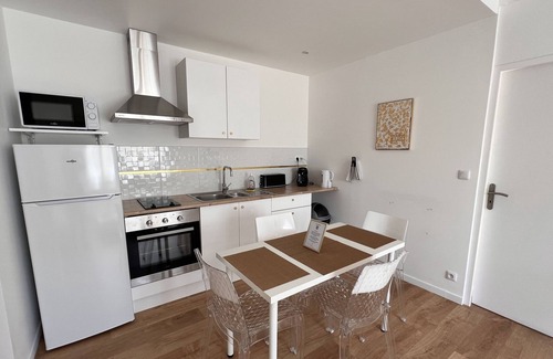 Chaumontel Apartment | BEAUTIFUL "BOHEME CHIC" APARTMENT NEAR PARC ASTERIX, CDG AIRPORT, CHANTILLY