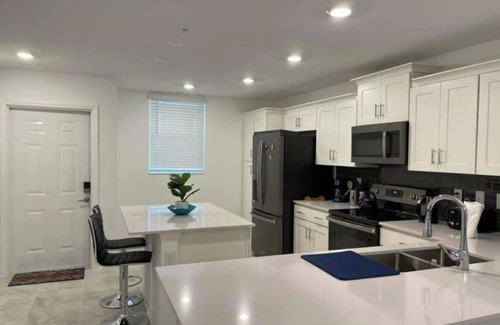 Florida Center Apartment | Beautiful brand new vacation rental in Storey Lake