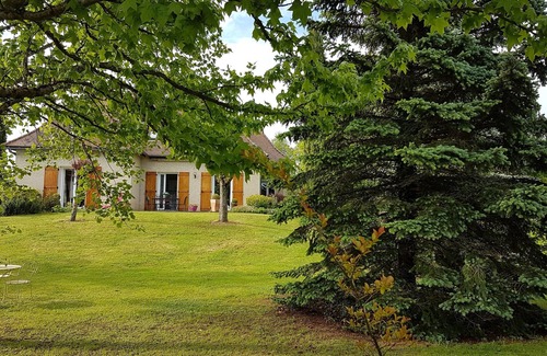 Latouille-Lentillac House | Beautiful country house with very good value for money. Ideal for relaxation.