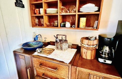 Kennard House | BEAUTIFUL CABIN IN THE DAVY CROCKETT NATIONAL FOREST WITH POOL ON PROPERTY