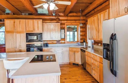 Oakdale Cabin | Beautiful Cabin on a Vineyard