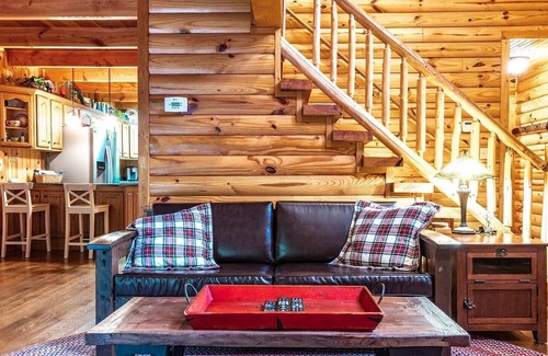 Cub Run Cabin | Beautiful Cabin with Hot Tub 🛁 on Nolin Lake 🌊 Mammoth Caves 🌲 W/Fireplace 🔥