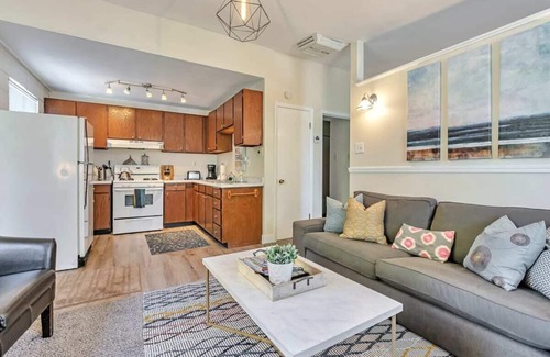 Canyon Rim Apartment | Beautiful Canyon Rim, Self Check-In, Parking